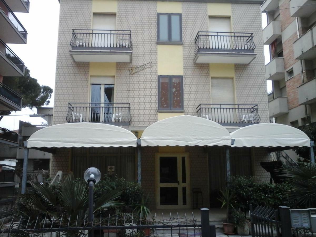 ريميني Residence Edera المظهر الخارجي الصورة